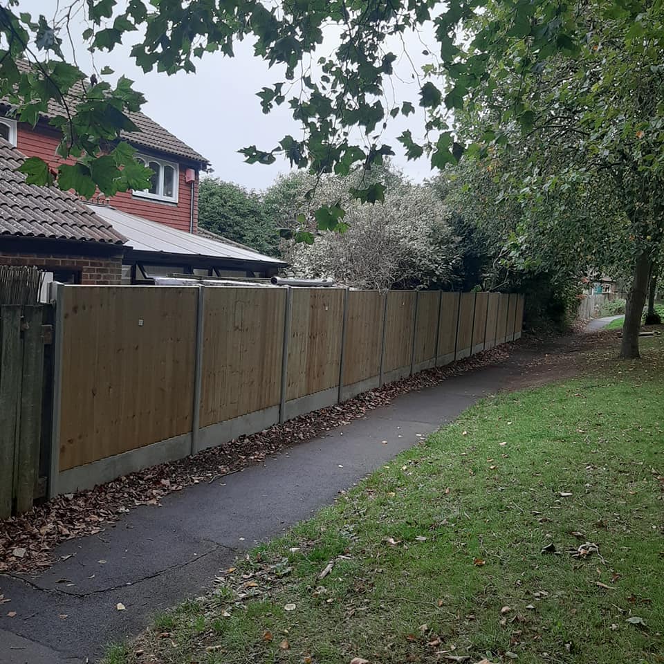 new exterior fence on pathway